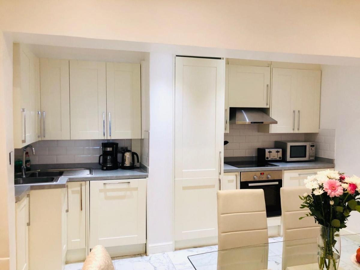 Southern Belgravia Apartments London Bagian luar foto